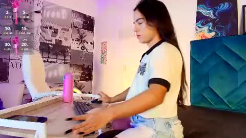 Cute horny1 online show from July 31, 2026, 1:32 pm