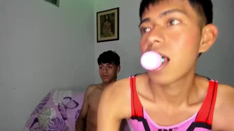 Snapshot of cute_horny_friends chatting on April 24, 2026, 1:41 am AnderSamu online show from April 24, 2026, 1:41 am