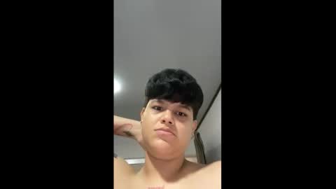 Snapshot of cute_ian chatting on February 22, 2026, 1:53 pm cute_ian online show from February 22, 2026, 1:53 pm