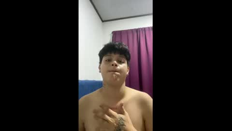 Snapshot of cute_ian chatting on February 23, 2026, 10:40 pm cute_ian online show from February 23, 2026, 10:40 pm