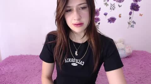 Snapshot of cute_isaa chatting on April 1, 2026, 9:01 pm Isabella online show from April 1, 2026, 9:01 pm