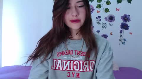 Snapshot of cute_isaa chatting on May 17, 2026, 4:58 pm Isabella online show from May 17, 2026, 4:58 pm