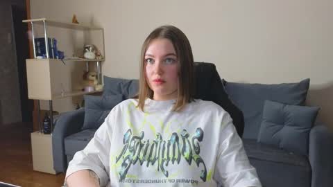 Snapshot of cute_junk chatting on September 12, 2025, 7:47 pm Kite and Jack online show from September 12, 2025, 7:47 pm