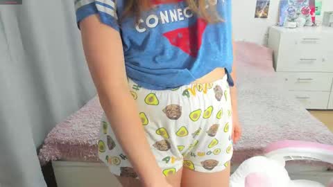 cute_kate0 online show from September 24, 2025, 9:34 am