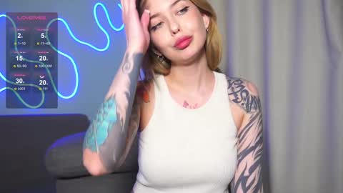 Snapshot of cute_kristall chatting on February 28, 2025, 12:20 pm Im Chris online show from February 28, 2025, 12:20 pm