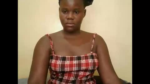 cute_latifah online show from February 20, 2026, 9:21 am