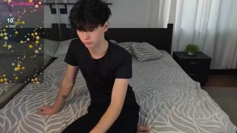 Snapshot of cute_mikex chatting on October 21, 2025, 2:56 am Mike online show from October 21, 2025, 2:56 am