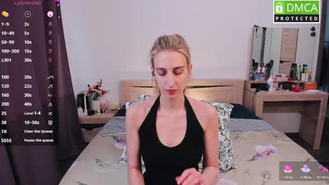 Milana online show from April 6, 2026, 8:37 am