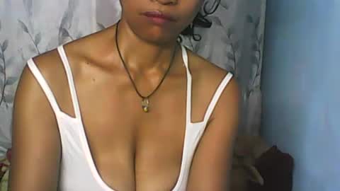 Snapshot of cute_moll chatting on February 16, 2025, 12:43 pm murielle online show from February 16, 2025, 12:43 pm