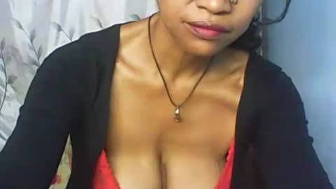 Snapshot of cute_moll chatting on February 25, 2025, 6:14 am murielle online show from February 25, 2025, 6:14 am