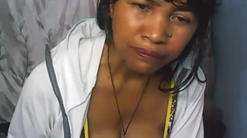 Snapshot of cute_moll chatting on October 1, 2025, 8:20 am murielle online show from October 1, 2025, 8:20 am