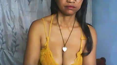Snapshot of cute_moll chatting on October 13, 2025, 8:14 am murielle online show from October 13, 2025, 8:14 am
