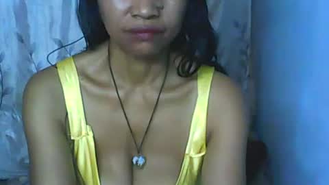 Snapshot of cute_moll chatting on October 29, 2025, 9:33 am murielle online show from October 29, 2025, 9:33 am