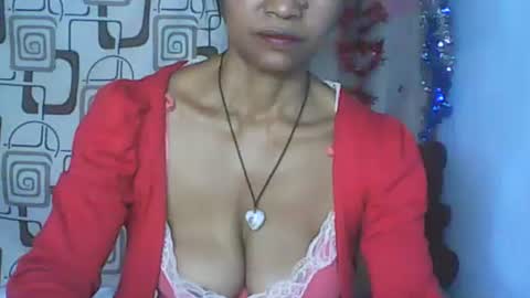 Snapshot of cute_moll chatting on April 7, 2026, 8:26 am murielle online show from April 7, 2026, 8:26 am