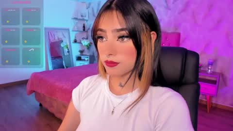 Snapshot of cute_sarita18 chatting on December 21, 2025, 2:24 pm Sarita online show from December 21, 2025, 2:24 pm