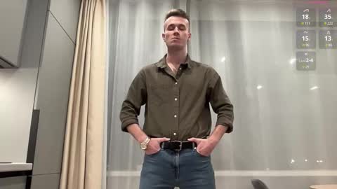 cute_skywalker online show from November 21, 2025, 3:05 am