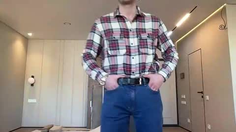 cute_skywalker online show from March 22, 2026, 7:01 am