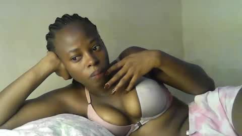 cute_sonny online show from December 23, 2025, 6:00 am