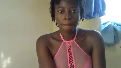 Snapshot of cute_sonny chatting on June 1, 2026, 5:20 am cute_sonny online show from June 1, 2026, 5:20 am
