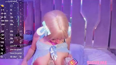 Snapshot of cute_stoone chatting on February 12, 2026, 8:26 pm SOLEI online show from February 12, 2026, 8:26 pm