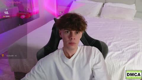 Snapshot of cute_thomas chatting on December 1, 2024, 10:10 pm Thomas - online show from December 1, 2024, 10:10 pm