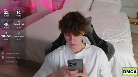 Snapshot of cute_thomas chatting on December 2, 2024, 1:14 am Thomas - online show from December 2, 2024, 1:14 am