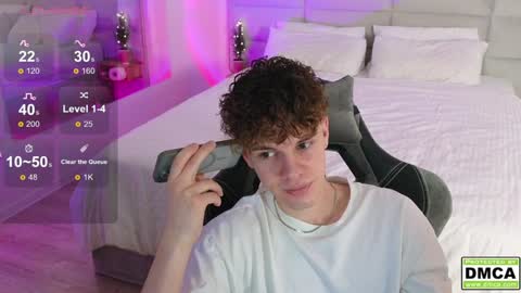 Snapshot of cute_thomas chatting on December 24, 2024, 8:16 pm Thomas - online show from December 24, 2024, 8:16 pm