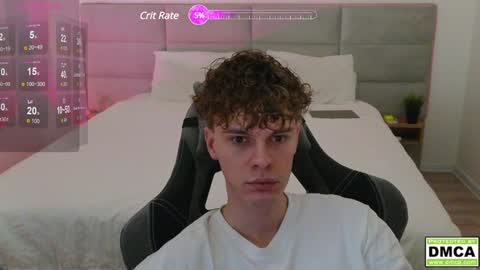 Snapshot of cute_thomas chatting on December 30, 2024, 3:25 am Thomas - online show from December 30, 2024, 3:25 am