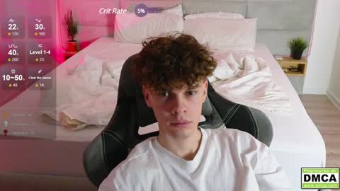 Snapshot of cute_thomas chatting on January 20, 2025, 10:04 pm Thomas - online show from January 20, 2025, 10:04 pm