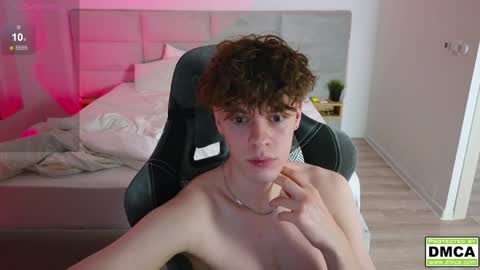 Snapshot of cute_thomas chatting on February 1, 2025, 3:30 am Thomas - online show from February 1, 2025, 3:30 am