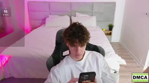 Snapshot of cute_thomas chatting on February 10, 2025, 5:30 pm Thomas - online show from February 10, 2025, 5:30 pm