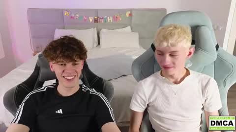 Snapshot of cute_thomas chatting on February 21, 2025, 7:21 pm Thomas - online show from February 21, 2025, 7:21 pm