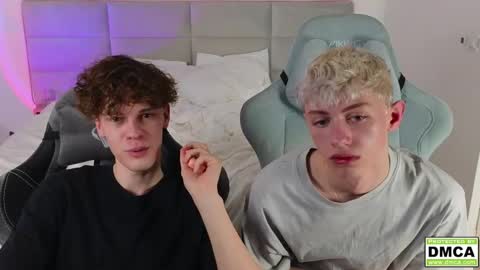 Snapshot of cute_thomas chatting on March 6, 2025, 12:43 am Thomas - online show from March 6, 2025, 12:43 am