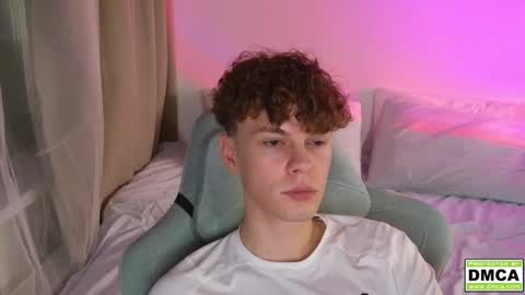 Snapshot of cute_thomas chatting on October 1, 2025, 6:25 pm Thomas - online show from October 1, 2025, 6:25 pm