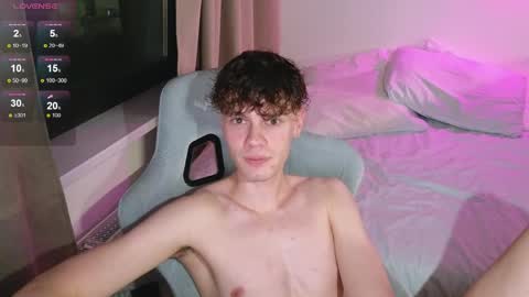 Snapshot of cute_thomas chatting on June 8, 2026, 8:20 pm Thomas - online show from June 8, 2026, 8:20 pm