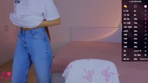 Ariel online show from October 8, 2025, 4:48 pm