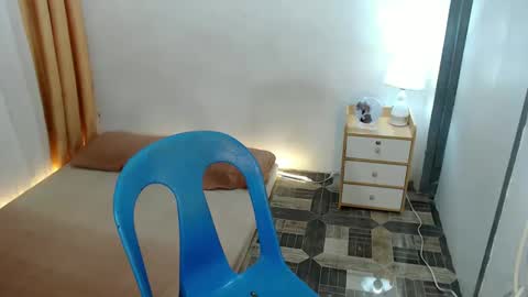 Snapshot of cuteasiancock98 chatting on January 15, 2025, 5:40 am Steph online show from January 15, 2025, 5:40 am