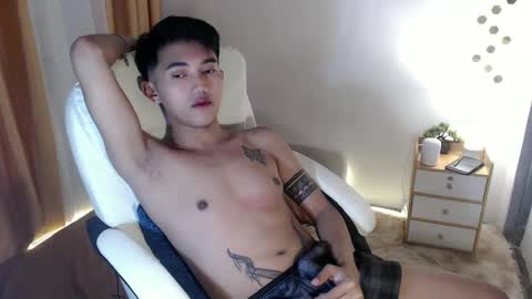 Snapshot of cuteasiancock98 chatting on February 1, 2025, 12:07 am Steph online show from February 1, 2025, 12:07 am