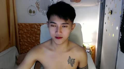 Snapshot of cuteasiancock98 chatting on March 6, 2025, 4:49 pm Steph online show from March 6, 2025, 4:49 pm
