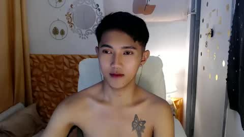 Snapshot of cuteasiancock98 chatting on March 8, 2025, 12:11 am Steph online show from March 8, 2025, 12:11 am