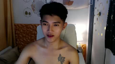 Snapshot of cuteasiancock98 chatting on March 8, 2025, 6:21 am Steph online show from March 8, 2025, 6:21 am