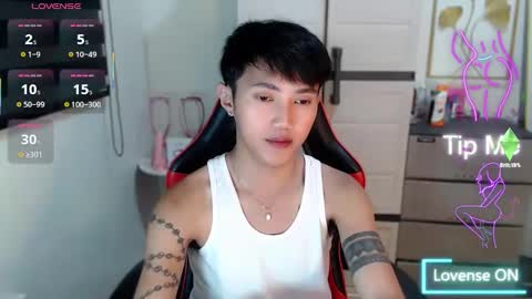 Snapshot of cuteasiancock98 chatting on March 17, 2026, 8:17 am Steph online show from March 17, 2026, 8:17 am