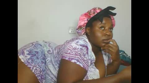 AURELIA online show from September 22, 2025, 6:54 pm