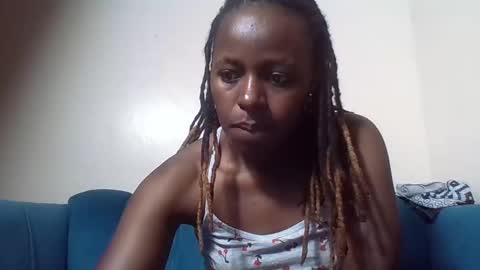 Snapshot of cuteberry87 chatting on November 1, 2025, 12:40 pm Cuteberry87 online show from November 1, 2025, 12:40 pm