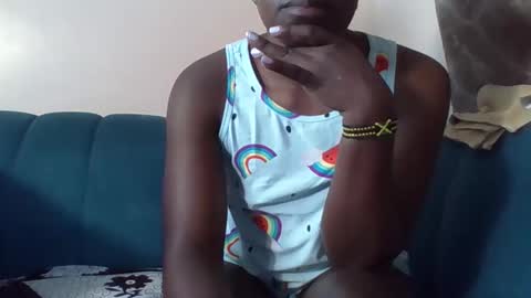 Snapshot of cuteberry87 chatting on November 14, 2025, 6:06 pm Cuteberry87 online show from November 14, 2025, 6:06 pm