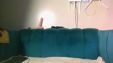 Cuteberry87 online show from April 17, 2026, 5:27 pm