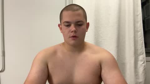 Snapshot of cutebutnaughty_ chatting on October 9, 2025, 6:39 pm Alex online show from October 9, 2025, 6:39 pm