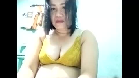 Snapshot of cutechey06 chatting on September 24, 2025, 4:05 am Sky online show from September 24, 2025, 4:05 am