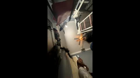 loveolots online show from January 17, 2025, 4:28 am