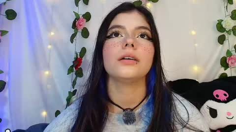 Snapshot of cutee_andrea chatting on May 2, 2026, 2:38 am Andrea 3 online show from May 2, 2026, 2:38 am